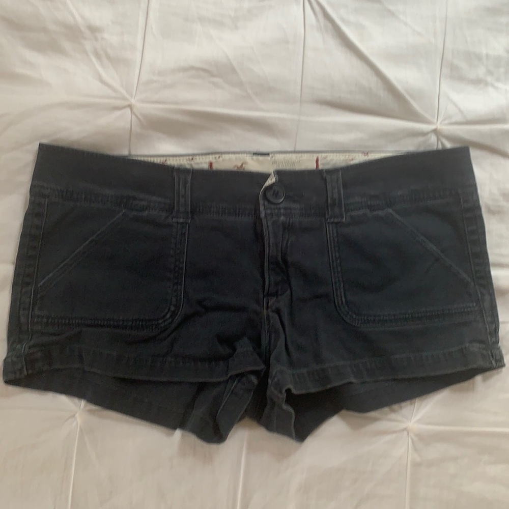 Hollister navy blue shorts, size 5